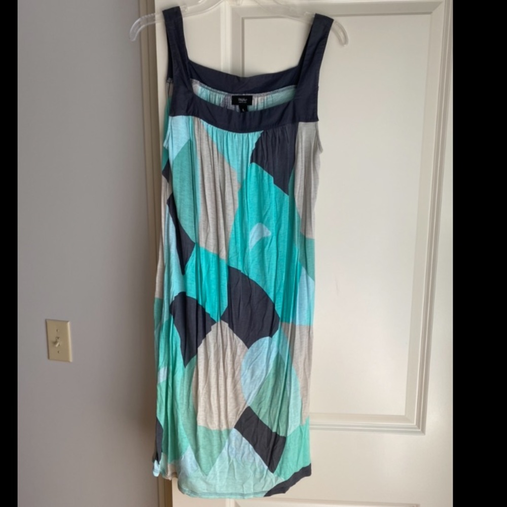 Light dress or beach cover with pockets
